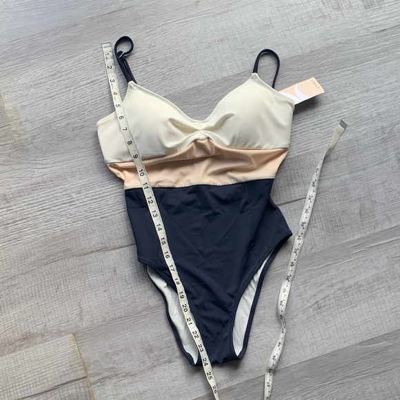 NWT Lively One Piece Swimsuit - Cream, Tan/Pinkish Peach and Navy, size XS. - Picture 8 of 9